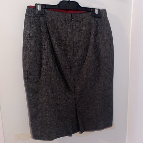 Elie Tahari skirt - Picture 2 of 3